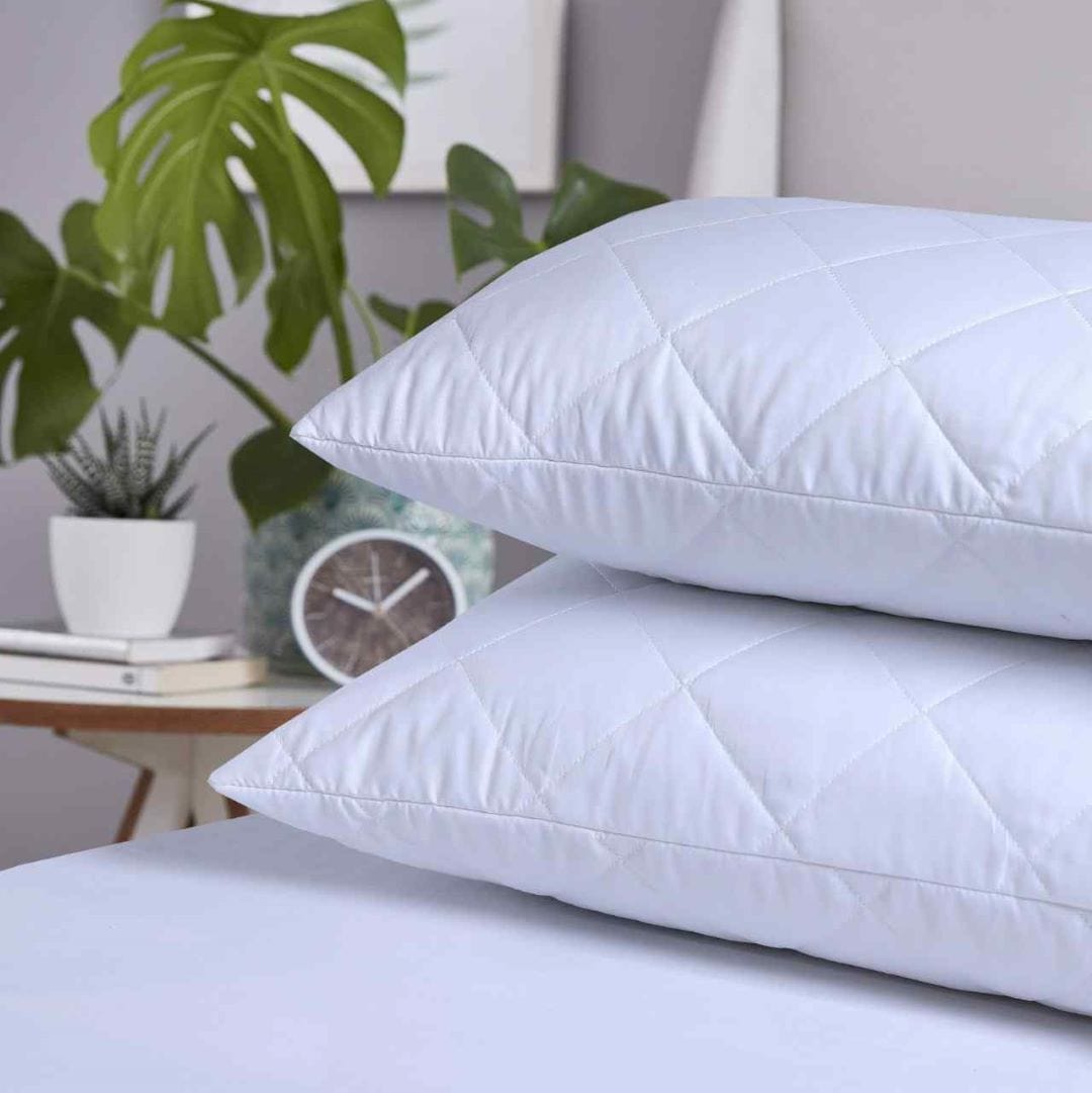 Quilted Pillow Protector with Zipper Waterproof