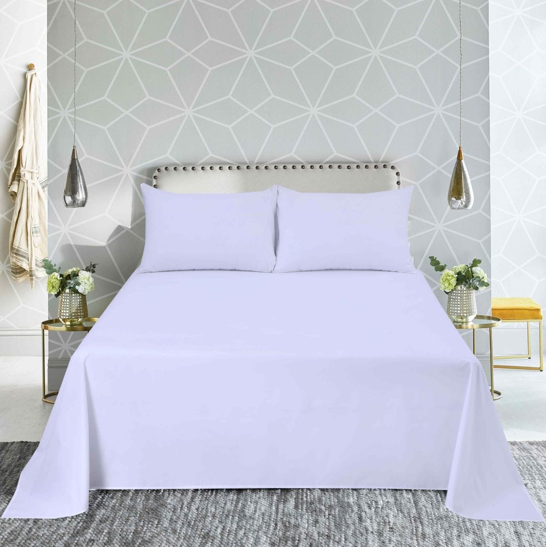 Queen Bed Flat Sheet White with pillowcases